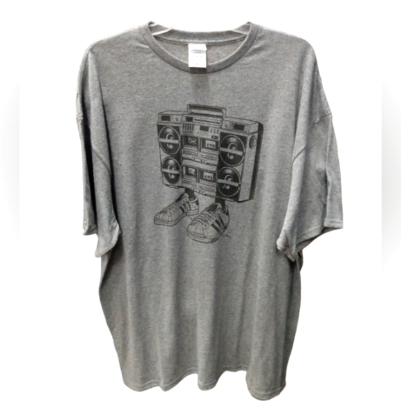 Boom box graphic tee - Picture 1 of 2